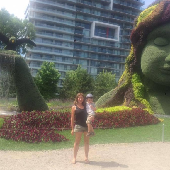 Meet your Posher, Vilma - Picture 1 of 2